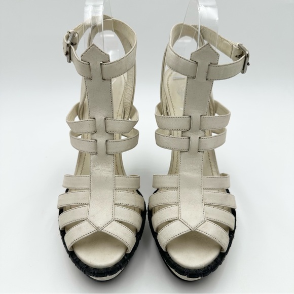 Yves Saint Laurent White Leather Strappy T Strap Heel Sandals - Picture 3 of 16